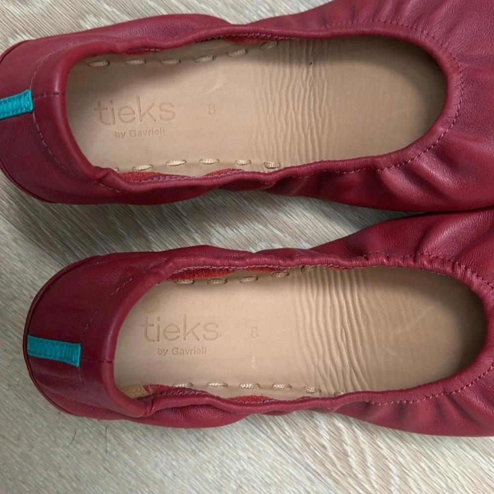 Tieks Red leather size 8 only worn twice - Picture 5 of 5